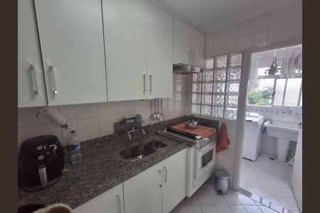 Apartamento à venda com 63m², 2 quartos e 1 vagaFoto 24
