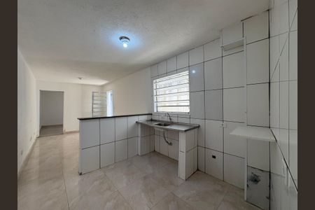 Casa à venda com 95m², 3 quartos e 2 vagas Casa à venda com 95m², 3 quartos e 2 vagasCozinha casa 2