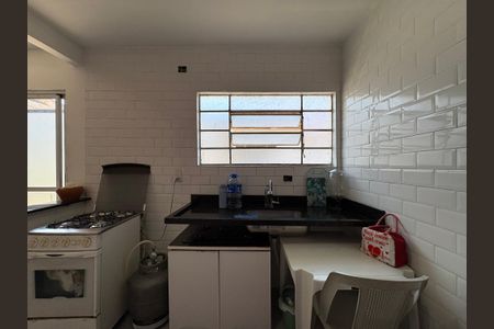 Casa à venda com 95m², 3 quartos e 2 vagas Casa à venda com 95m², 3 quartos e 2 vagasCozinha