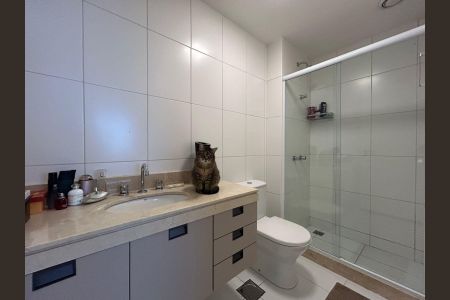 Apartamento à venda com 157m², 2 quartos e 3 vagasLavanderia