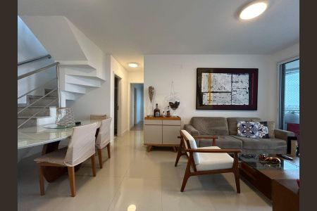 Apartamento à venda com 157m², 2 quartos e 3 vagasPiscina