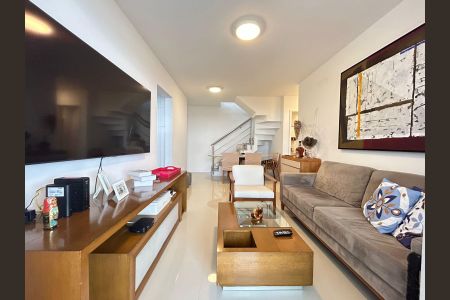 Apartamento à venda com 157m², 2 quartos e 3 vagasQuintal