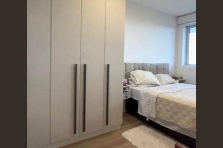Apartamento à venda com 157m², 2 quartos e 3 vagasVaranda