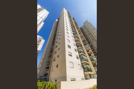 Apartamento à venda com 69m², 2 quartos e 1 vagaFachada