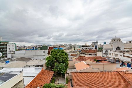 Apartamento para alugar com 216m², 4 quartos e 1 vagaVaranda