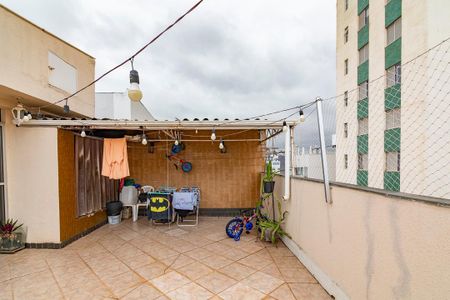 Apartamento para alugar com 216m², 4 quartos e 1 vagaVaranda