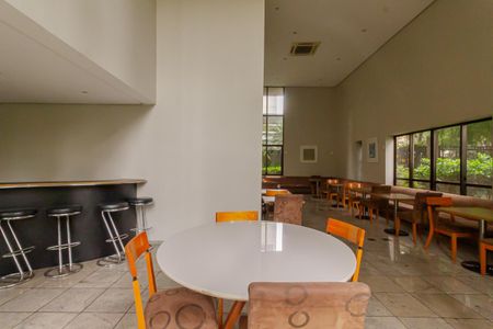 Apartamento para alugar com 80m², 2 quartos e 2 vagas Apartamento para alugar com 80m², 2 quartos e 2 vagasÁrea comum - Salão de festas