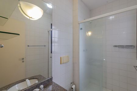 Apartamento para alugar com 80m², 2 quartos e 2 vagas Apartamento para alugar com 80m², 2 quartos e 2 vagasBanheiro da Suíte 2