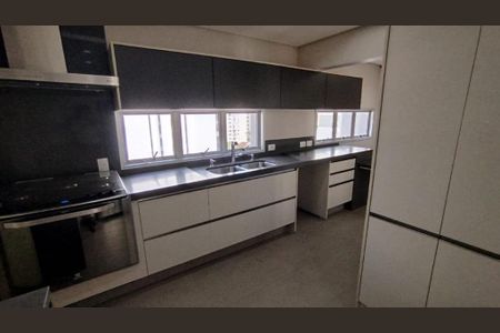 Apartamento à venda com 163m², 3 quartos e 1 vagaFoto 08