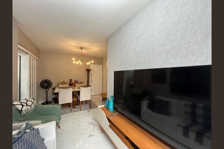 Apartamento à venda com 76m², 2 quartos e 1 vagaSala