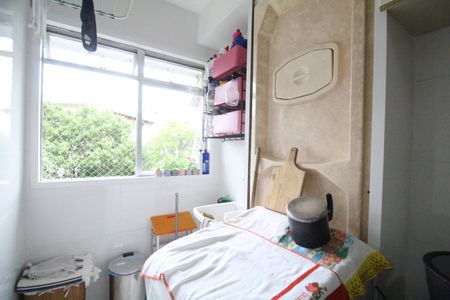 Apartamento à venda com 76m², 2 quartos e 1 vagaÁrea de serviço