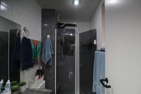 Apartamento à venda com 76m², 2 quartos e 1 vagaBanheiro