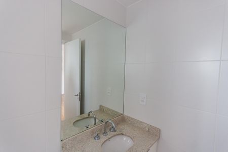 Apartamento para alugar com 64m², 2 quartos e 2 vagas Apartamento para alugar com 64m², 2 quartos e 2 vagasBanheiro da Suíte