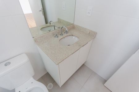 Apartamento para alugar com 64m², 2 quartos e 2 vagas Apartamento para alugar com 64m², 2 quartos e 2 vagasBanheiro da Suíte