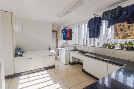 Apartamento à venda com 301m², 4 quartos e 3 vagasÁrea de Serviço