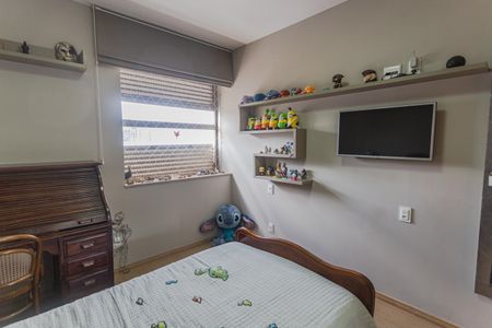 Apartamento à venda com 301m², 4 quartos e 3 vagasQuarto 3