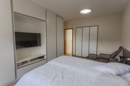 Apartamento à venda com 301m², 4 quartos e 3 vagasSuíte 1
