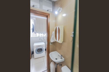 Apartamento à venda com 301m², 4 quartos e 3 vagasBanheiro de serviço