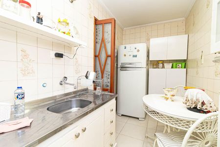 Apartamento à venda com 68m², 2 quartos e 1 vagaCozinha