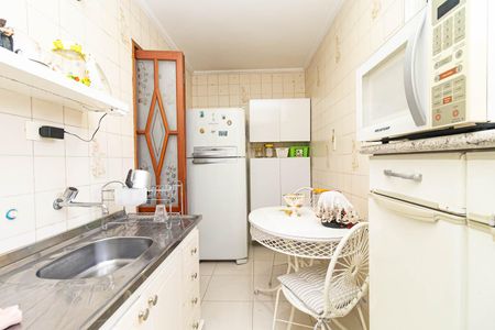 Apartamento à venda com 68m², 2 quartos e 1 vagaCozinha