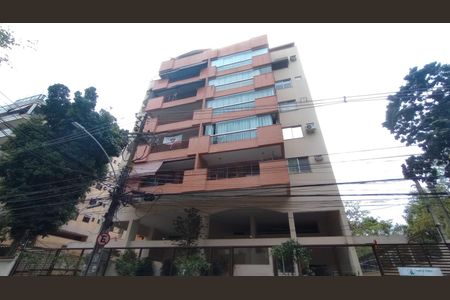 Apartamento à venda com 90m², 3 quartos e 1 vaga Apartamento à venda com 90m², 3 quartos e 1 vagaFachada