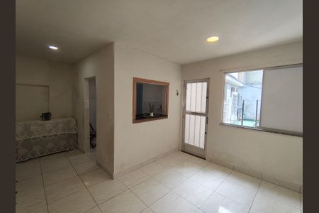 Sala de casa à venda com 2 quartos, 60m² em Taquara, Rio de Janeiro