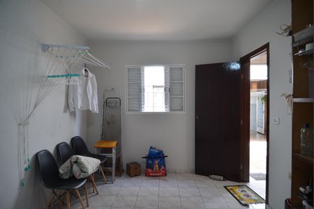 Casa à venda com 320m², 5 quartos e 4 vagasQuarto 6