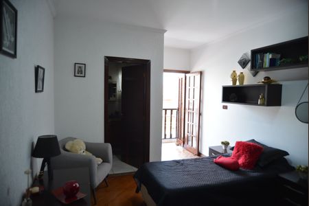 Casa à venda com 320m², 5 quartos e 4 vagasQuarto Suite 2