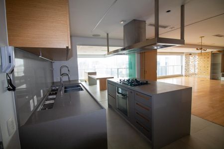 Apartamento à venda com 250m², 4 quartos e 4 vagasCozinha