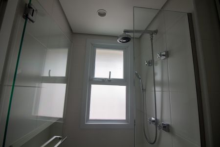 Apartamento à venda com 250m², 4 quartos e 4 vagasBanheiro da Suíte 2