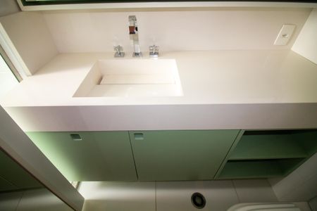 Apartamento à venda com 250m², 4 quartos e 4 vagasBanheiro da Suíte 2