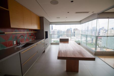 Apartamento à venda com 250m², 4 quartos e 4 vagasCozinha - Churrasqueira