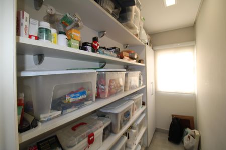 Casa à venda com 252m², 3 quartos e 4 vagasDespensa