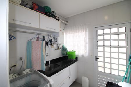 Casa à venda com 252m², 3 quartos e 4 vagasÁrea de Serviço