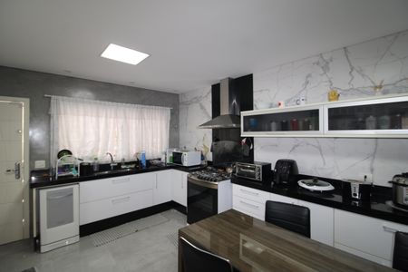 Casa à venda com 252m², 3 quartos e 4 vagasCozinha