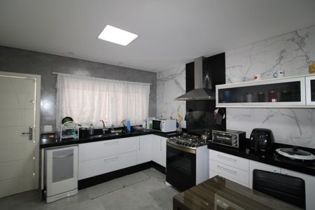 Casa à venda com 252m², 3 quartos e 4 vagasCozinha