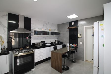 Casa à venda com 252m², 3 quartos e 4 vagasCozinha