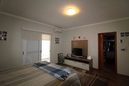 Casa à venda com 252m², 3 quartos e 4 vagasQuarto 1