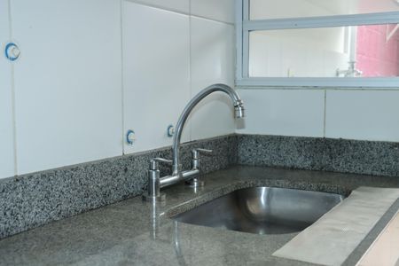 Casa de condomínio para alugar com 110m², 4 quartos e 2 vagasCozinha