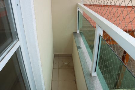 Casa de condomínio para alugar com 110m², 4 quartos e 2 vagasSacada Suíte