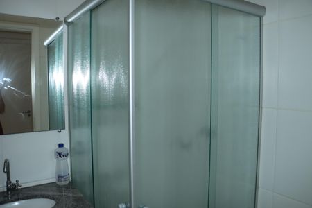 Casa de condomínio para alugar com 110m², 4 quartos e 2 vagasBanheiro