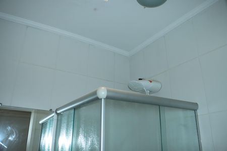 Casa de condomínio para alugar com 110m², 4 quartos e 2 vagasBanheiro