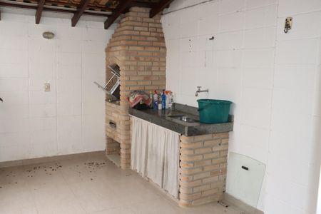 Casa de condomínio para alugar com 110m², 4 quartos e 2 vagasÁrea Gourmet