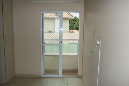 Casa de condomínio para alugar com 110m², 4 quartos e 2 vagasSuíte