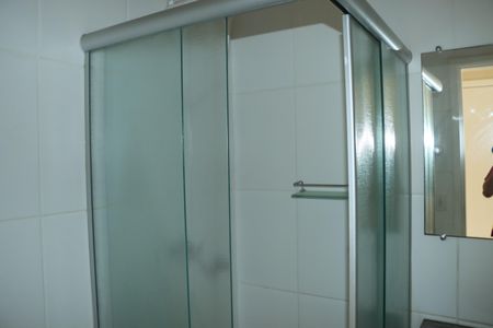 Casa de condomínio para alugar com 110m², 4 quartos e 2 vagasBanheiro da Suíte