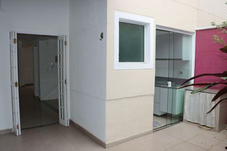 Casa de condomínio para alugar com 110m², 4 quartos e 2 vagasÁrea Gourmet