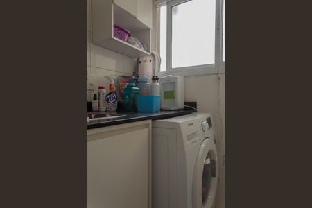 Apartamento à venda com 60m², 3 quartos e 1 vagaÁrea de Serviço