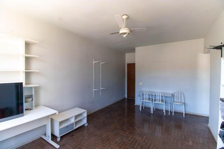 Apartamento à venda com 64m², 1 quarto e sem vaga Apartamento à venda com 64m², 1 quarto e sem vagaSala
