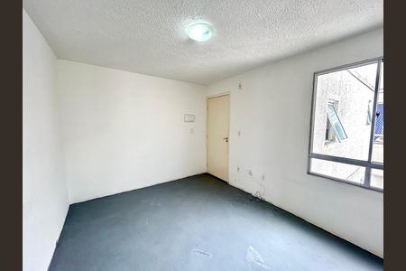 Sala de apartamento para alugar com 2 quartos, 42m² em Água Chata, Guarulhos