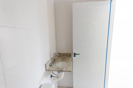 Apartamento à venda com 56m², 2 quartos e 1 vaga Apartamento à venda com 56m², 2 quartos e 1 vagaBanheiro